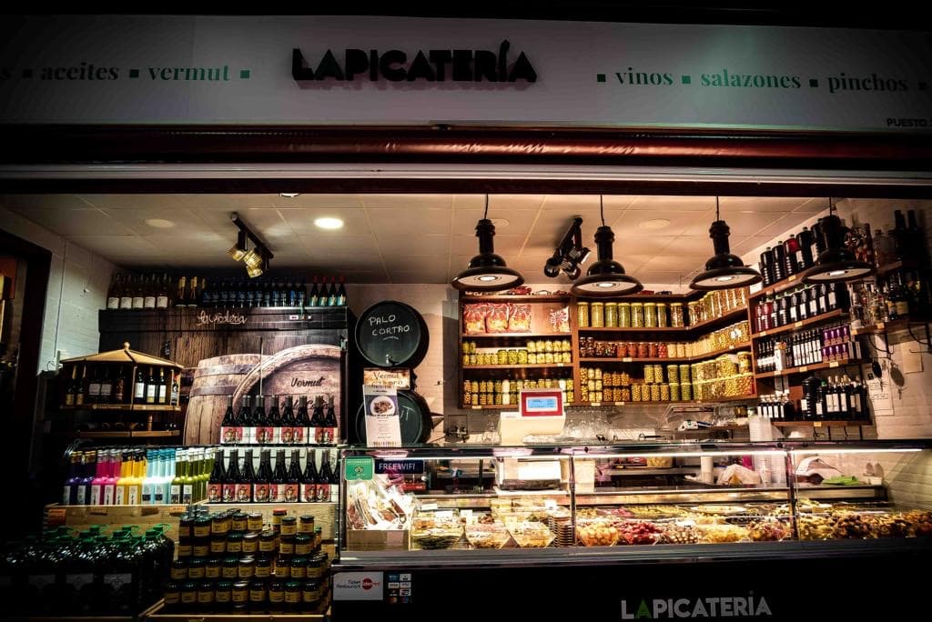 Barra con producto real en La Picatería